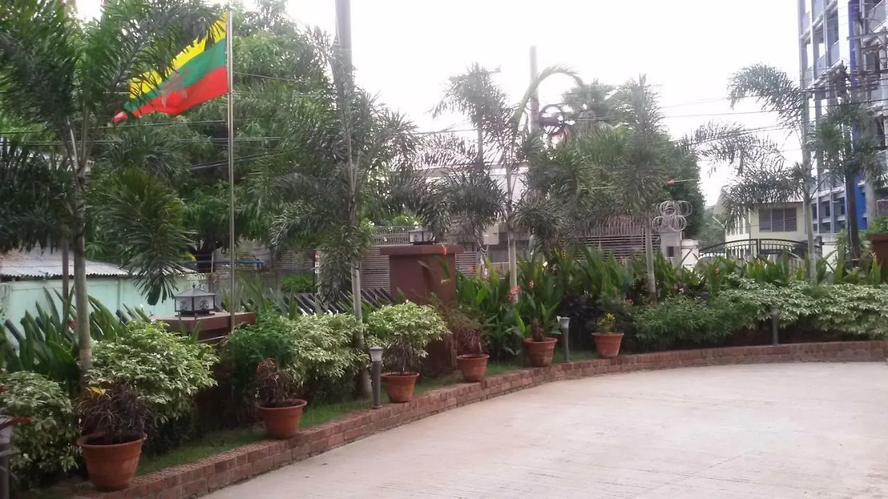 Virati Hotel Yangon
